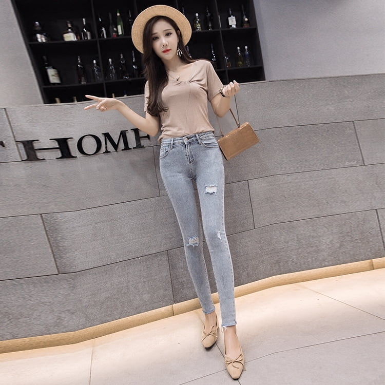 The 7 Best Places to Find Modest Fashion & Streetwear for Muslim Women 6